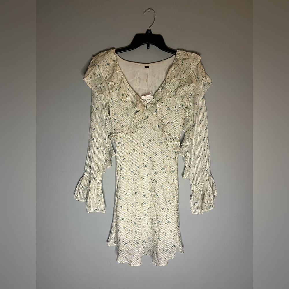 Free People Ruffle Long Sleeve Floral Dress NWT- 0